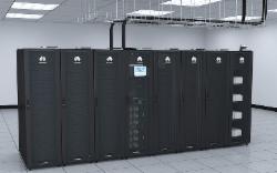 华为 FusionModule800 微模块机柜(配置综合柜1台,含智能温控、20kVA UPS*1(满载1小时,外置电池柜)、烟感*1/配置IT柜4台,含机柜和通道组件一体,单柜最大功率密度可达7kW,尺寸2000mm×600mm×1350mm,42U空间)